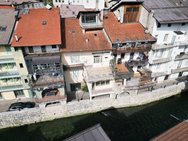 Casa indipendente in vendita a Borgo Valsugana TN