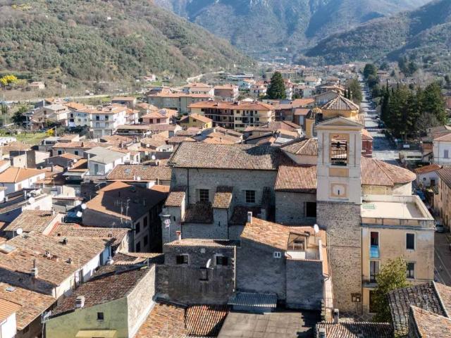 Casa indipendente in vendita a Borgo Velino RI
