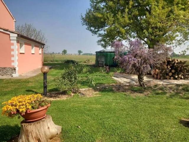 Casa indipendente in vendita a Borgocarbonara MN