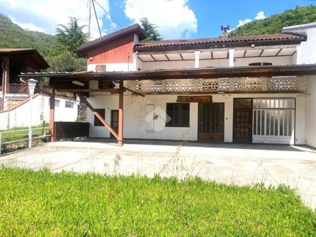 Casa indipendente in vendita a Borgofranco d'Ivrea TO