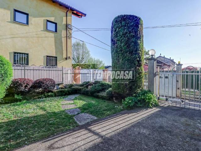 Casa indipendente in vendita a Borgomanero NO