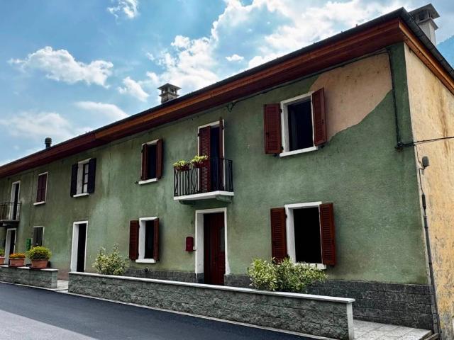 Casa indipendente in vendita a Borgomezzavalle VB