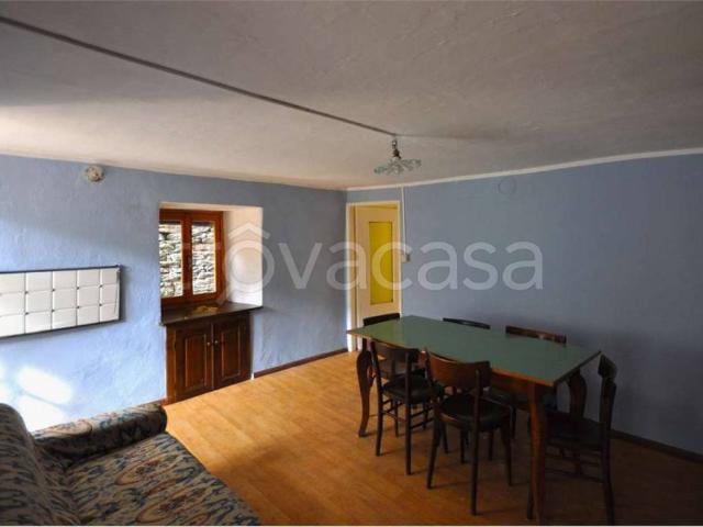 Casa indipendente in vendita a Borgomezzavalle via Camblione, 7