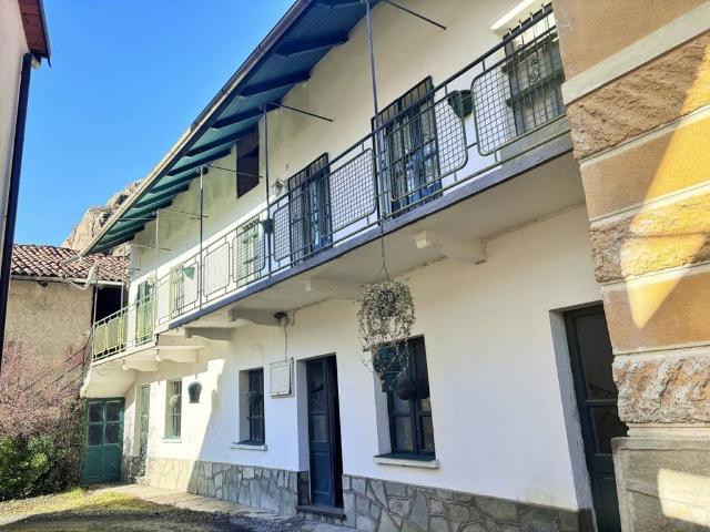 Casa indipendente in vendita a Borgone Susa TO