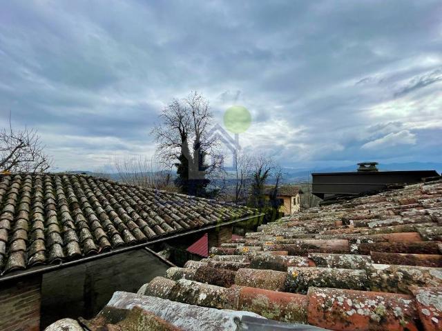Casa indipendente in vendita a Borgonovo Val Tidone PC
