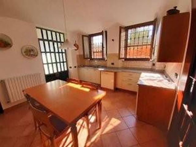 Casa indipendente in vendita a Borgoratto Alessandrino AL