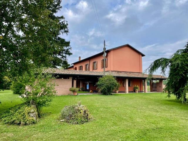 Casa indipendente in vendita a Borgoratto Alessandrino AL