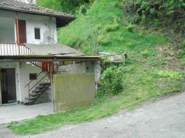 Casa indipendente in vendita a Borgosesia VC