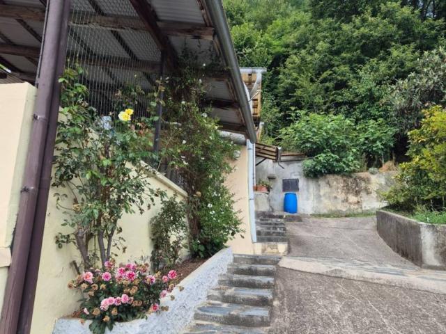 Casa indipendente in vendita a Borgosesia VC