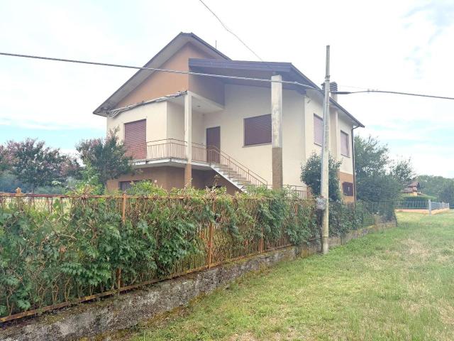 Casa indipendente in vendita a Borghetto Di Borbera