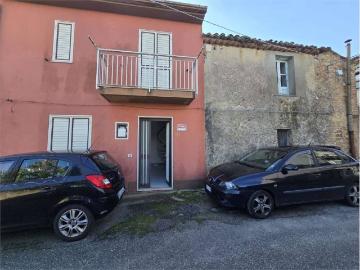 Casa indipendente in vendita a Borgia CZ