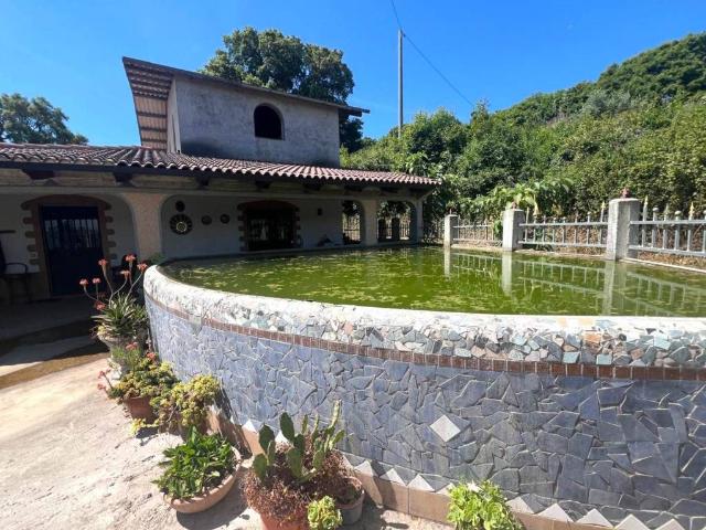 Casa indipendente in vendita a Borgia CZ