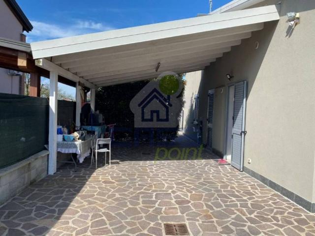 Casa indipendente in vendita a Boretto RE