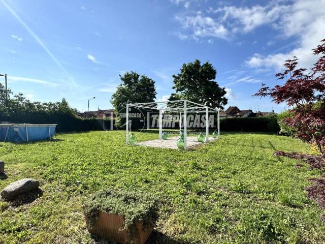 Casa indipendente in vendita a Borriana BI