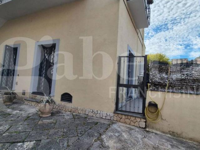 Casa indipendente in vendita a Boscotrecase NA