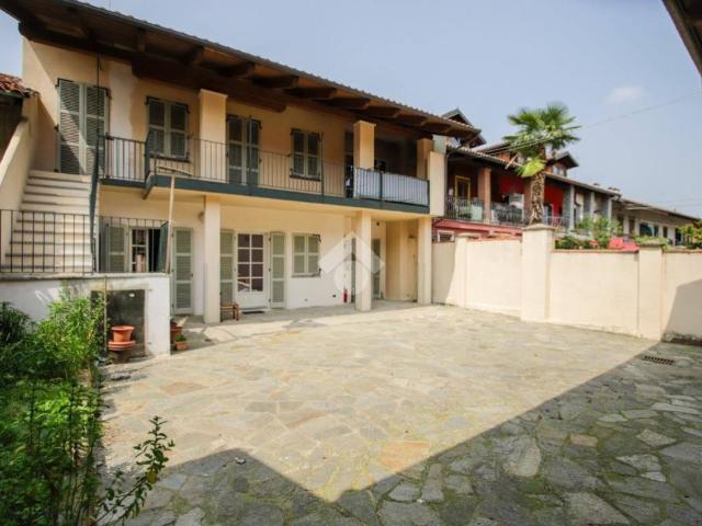 Casa indipendente in vendita a Bosconero TO