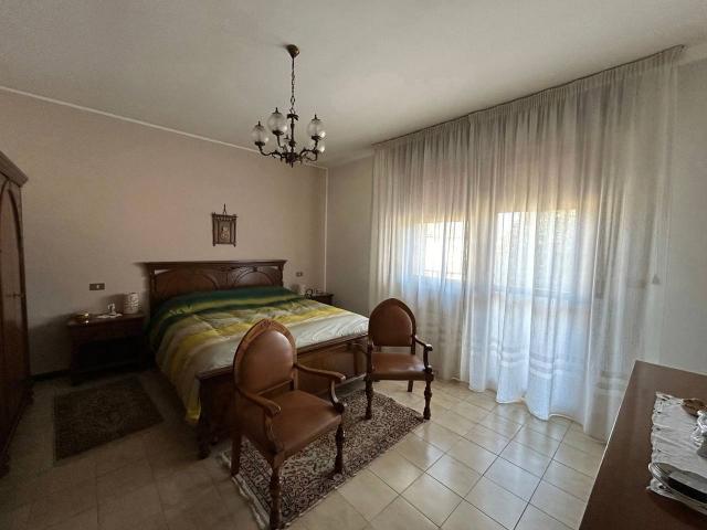 Casa indipendente in vendita a Boschi Sant'Anna