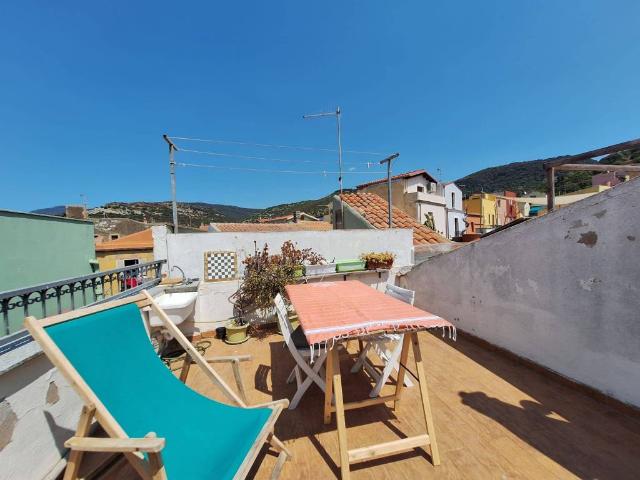 Casa indipendente in vendita a Bosa OR