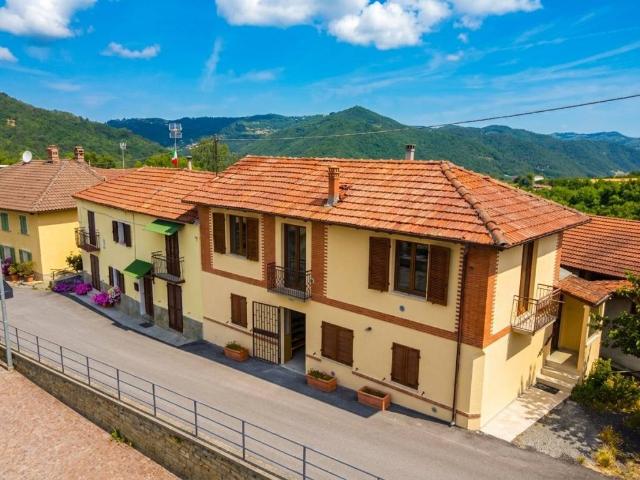 Casa indipendente in vendita a Bosia CN