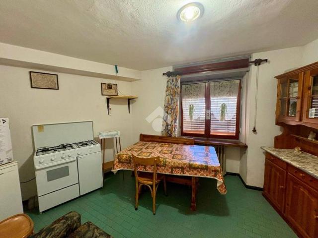 Casa indipendente in vendita a Bossico BG