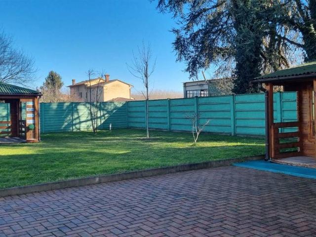 Casa indipendente in vendita a Badia Pavese PV