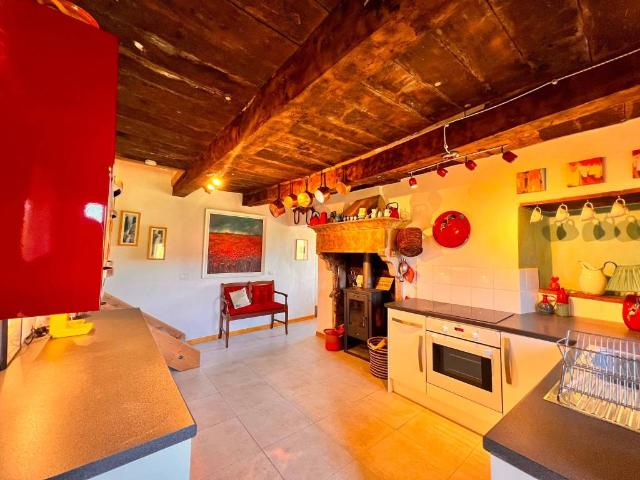 Casa indipendente in vendita a Badia Tedalda AR