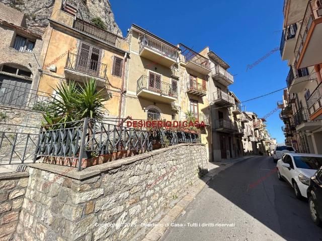 Casa indipendente in vendita a Marineo PA
