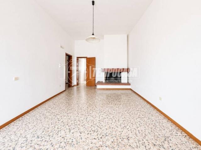 Casa indipendente in vendita a Bagnolo del Salento LE