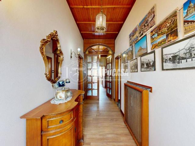 Casa indipendente in vendita a Bagnolo in Piano RE