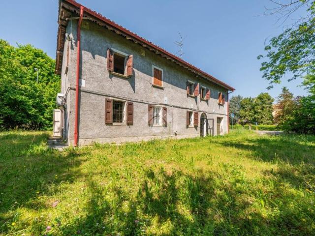 Casa indipendente in vendita a Bagnolo in Piano RE