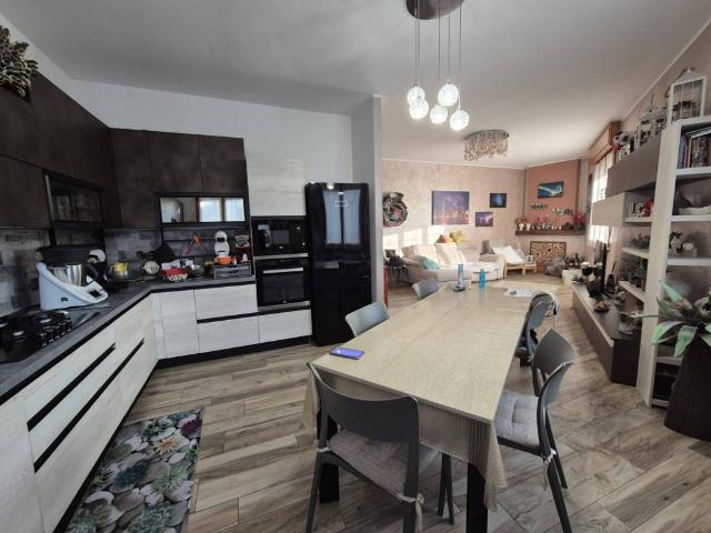 Casa indipendente in vendita a Bagnolo in Piano RE