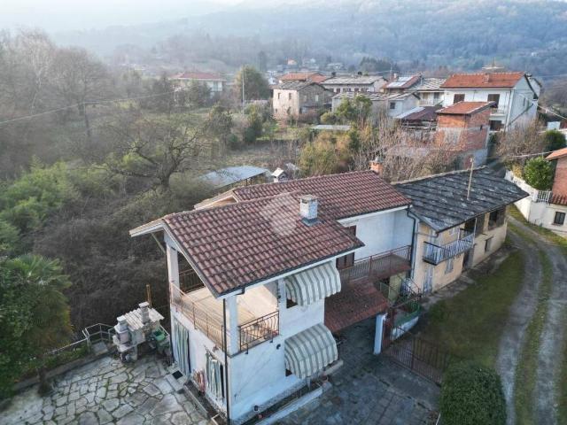 Casa indipendente in vendita a Bagnolo Piemonte via Cave, 357