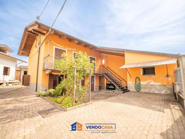 Casa indipendente in vendita a Bagnolo Piemonte CN