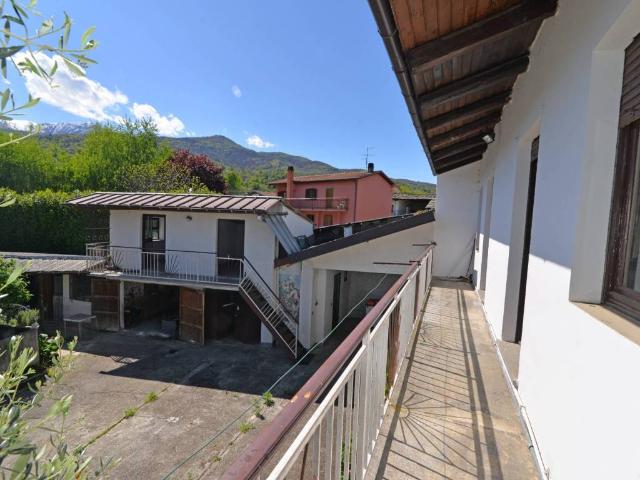 Casa indipendente in vendita a Bagnolo Piemonte CN