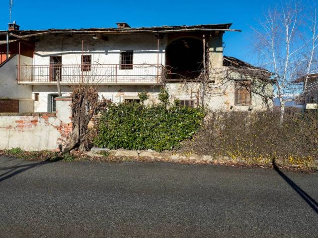Casa indipendente in vendita a Bagnolo Piemonte CN