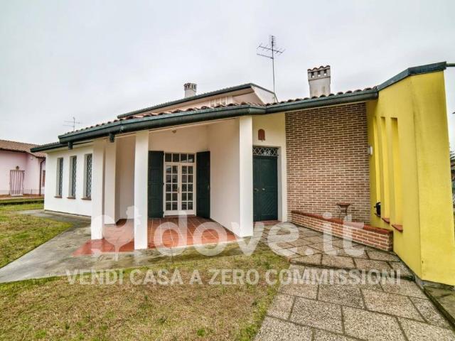 Casa indipendente in vendita a Bagnacavallo RA