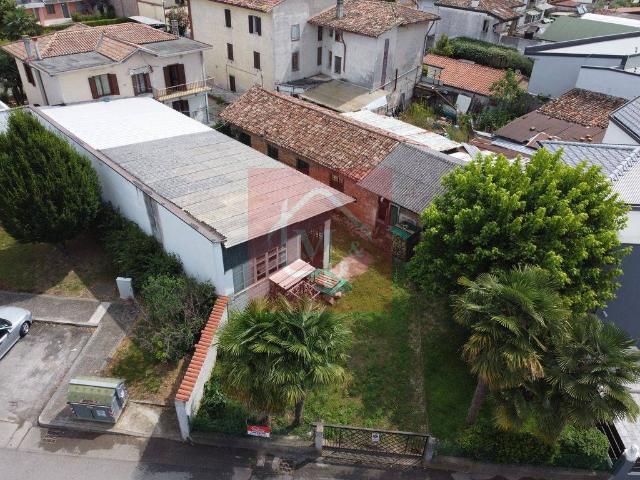 Casa indipendente in vendita a Bagnaria Arsa UD