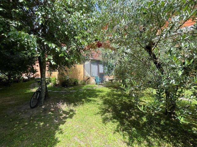 Casa indipendente in vendita a Bagni Di Lucca
