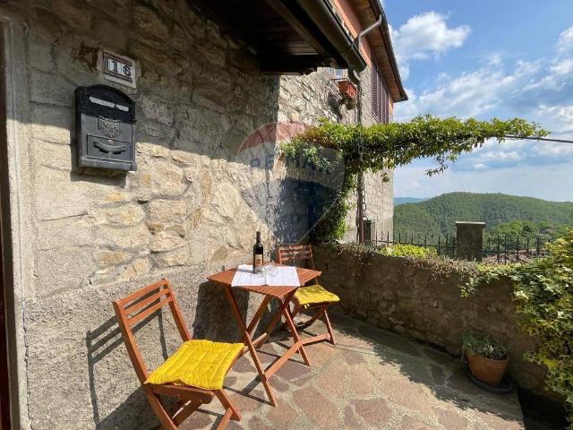 Casa indipendente in vendita a Bagni Di Lucca