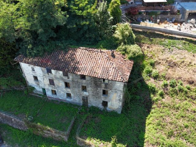 Casa Indipendente in vendita a Bagni di Lucca, Centro