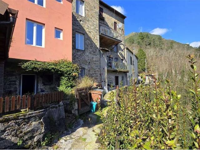 Casa indipendente in vendita a Bagni di Lucca LU