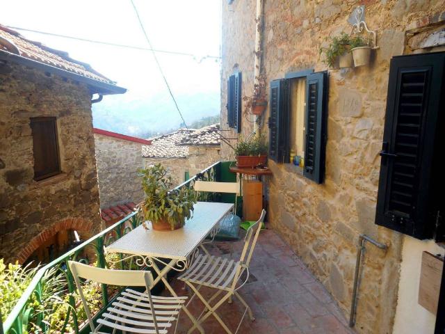Casa indipendente in vendita a Bagni di Lucca LU