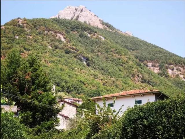 Casa indipendente in vendita a Bagni di Lucca LU
