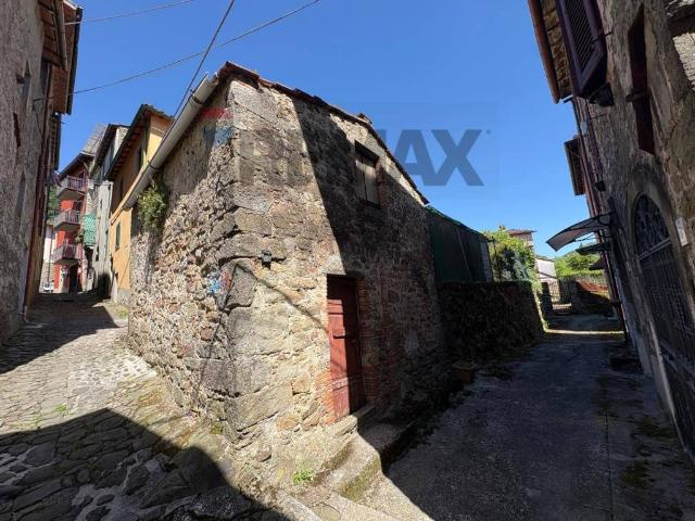 Casa indipendente in vendita a Bagni di Lucca LU