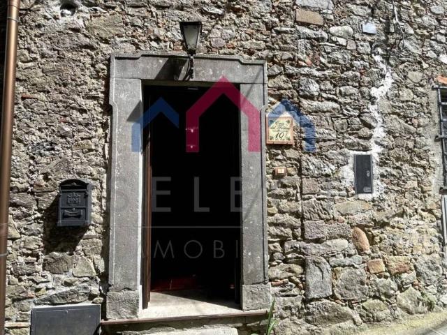 Casa indipendente in vendita a Bagni di Lucca LU
