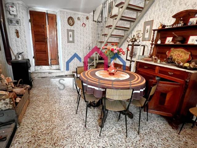 Casa indipendente in vendita a Bagni di Lucca LU