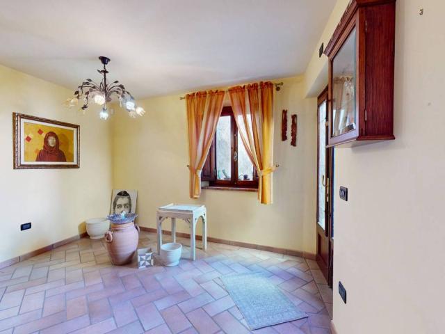 Casa indipendente in vendita a Bagni di Lucca LU