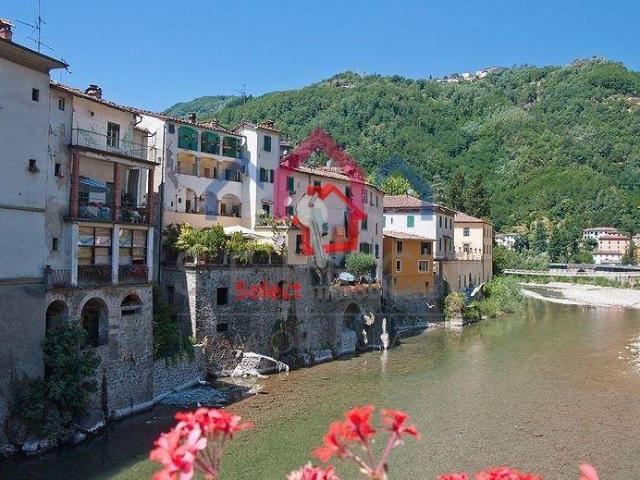 Casa indipendente in vendita a Bagni di Lucca LU