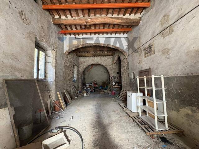 Casa indipendente in vendita a Bagni di Lucca LU