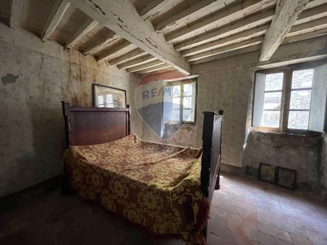 Casa indipendente in vendita a Bagni di Lucca LU